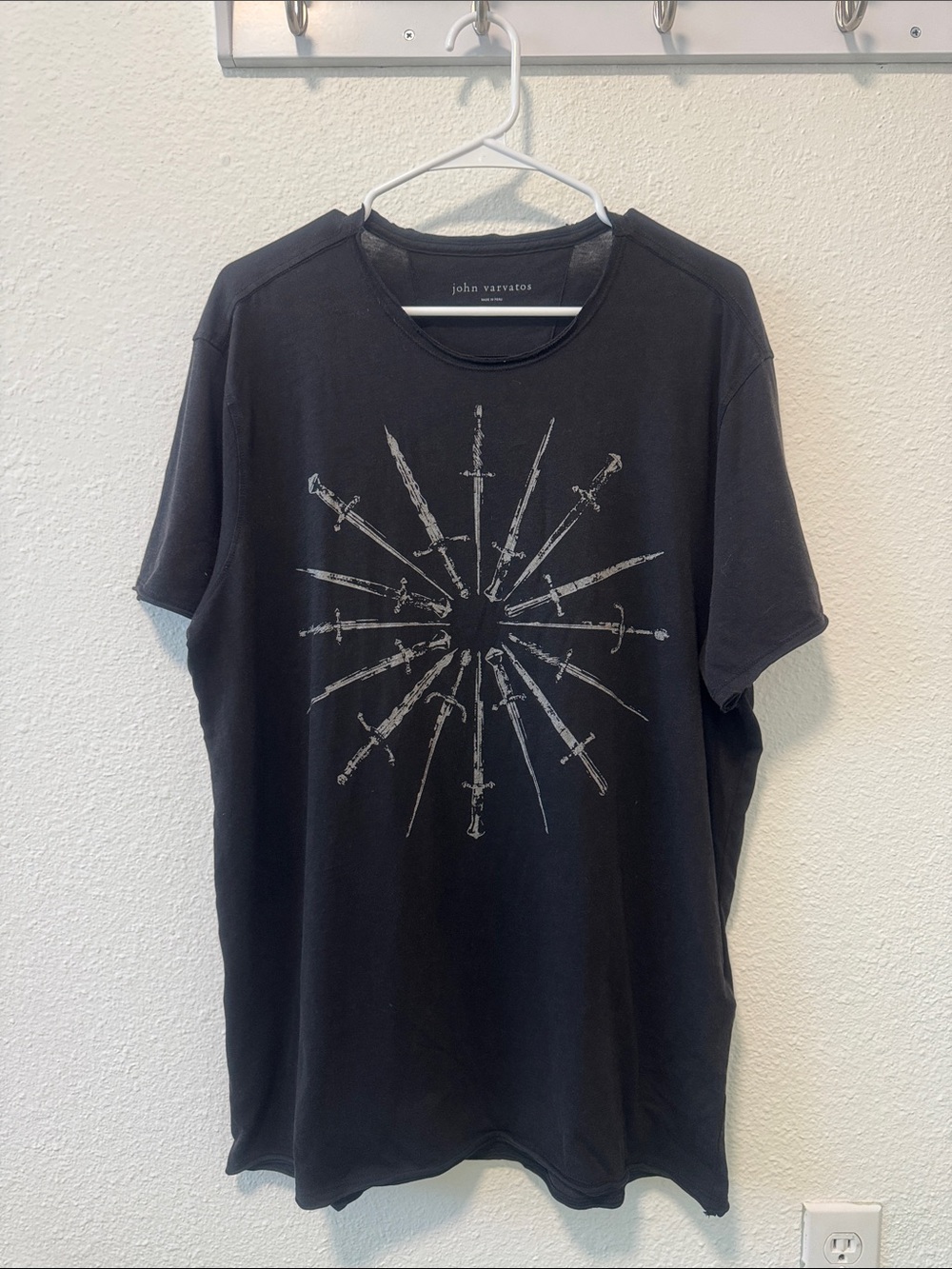 John Varvatos Black Short-Sleeve Graphic Crewneck Tee
